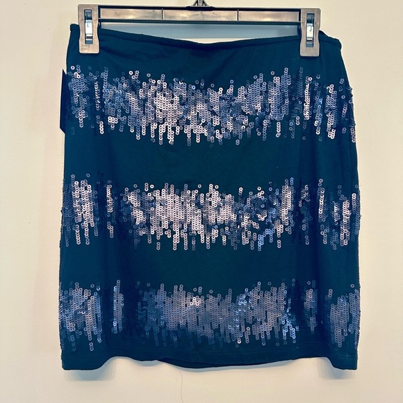 NWT Tart Black Sequin Mini Skirt -Large - Picture 5 of 5